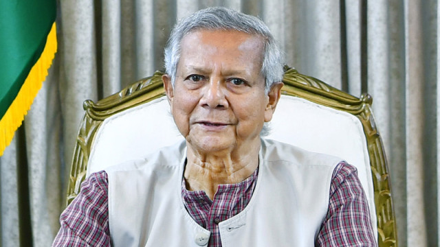 ড. ইউনূসের নেতৃত্বে পরিবর্তনের পথে বাংলাদেশ