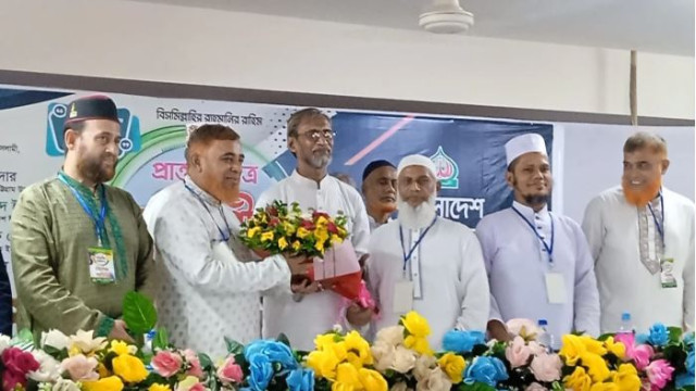 জাপা নেতার জামায়াতে যোগদান, সমালোচনার ঝড়