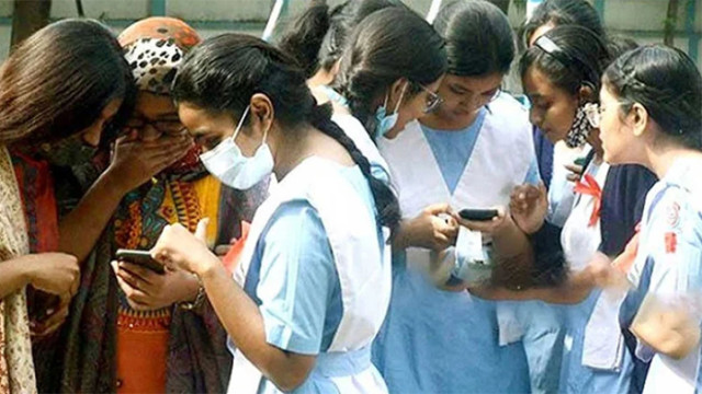 এসএসসির ফল প্রকাশ দুপুরে, জানা যাবে যেভাবে