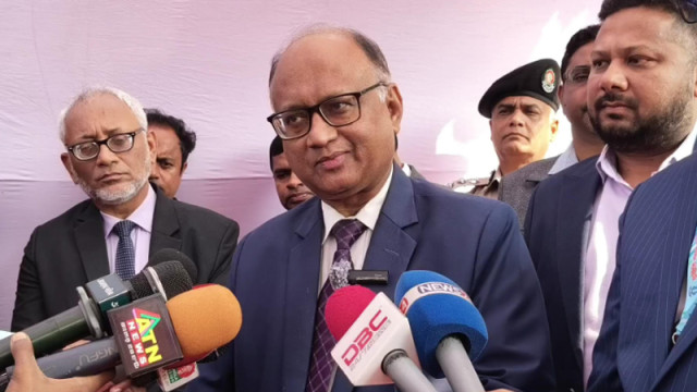 নির্বাচনি হলফনামায় বিদেশি সম্পদের হিসাব বিবরণীও দিতে হবে: দুদক চেয়ারম্যান