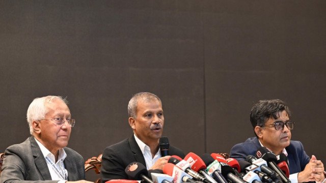 ভোটারদের সুবিধার্থে গণভোটের ব্যালট হবে ভিন্ন রংয়ের: আইন উপদেষ্টা