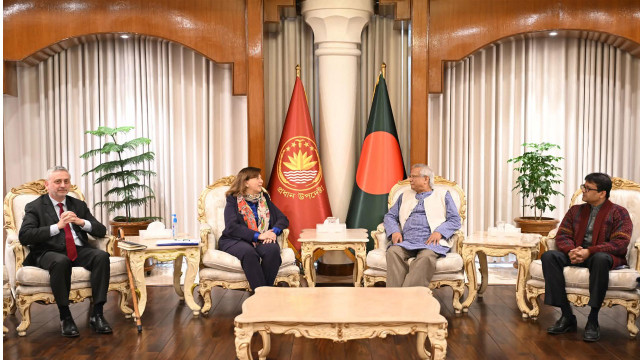 নির্বাচন ও গণভোট বাংলাদেশের গণতান্ত্রিক রূপান্তরের জন্য গুরুত্বপূর্ণ: প্রধান উপদেষ্টা