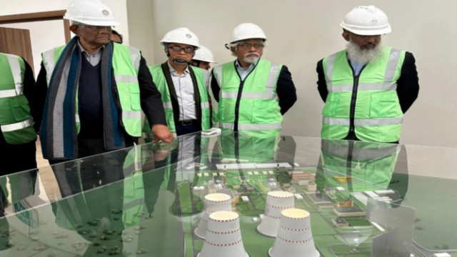 রূপপুর পারমাণবিক বিদ্যুৎকেন্দ্র পরিদর্শনে অর্থ উপদেষ্টা