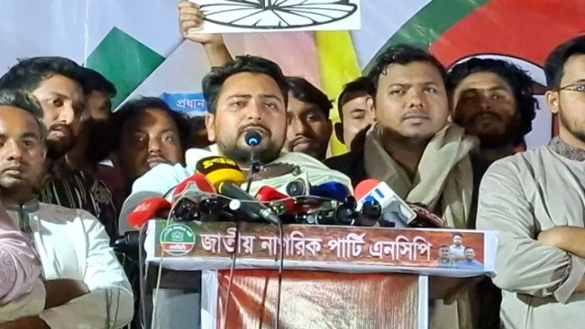 নতুন স্বৈরাচারকে ক্ষমতায় বসাতে চাই না: নাহিদ ইসলাম