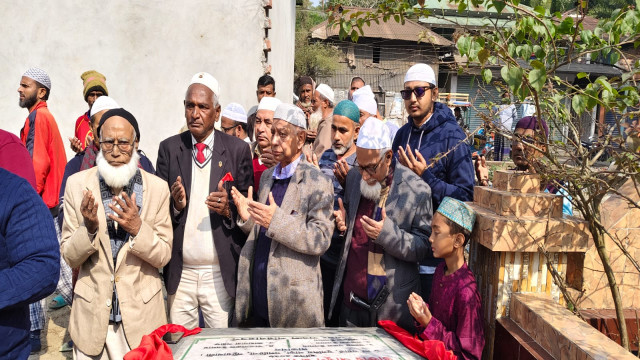 গলাচিপায় ডাক্তার জব্বার জামে মসজিদ নির্মাণে  ভিত্তি প্রস্তর উদ্বোধন।