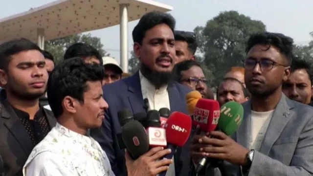 আমরা রাজনীতি করতে চাই দেশের স্বার্থে: আখতার হোসেন