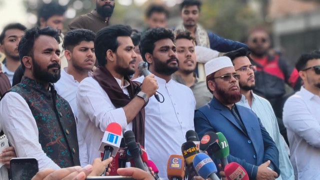 ১১ দলীয় জোটের প্রার্থীরা দেশ ও জাতির মুক্তির প্রতীক: আসিফ মাহমুদ