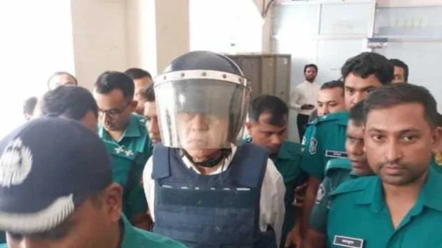 আদালতে হাবিবুল আউয়াল