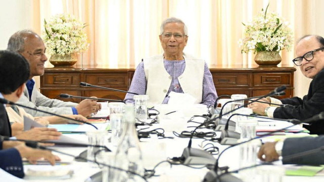 খাদ্য দূষণ নিয়ে প্রধান উপদেষ্টার উদ্বেগ, সংকট মোকাবেলায় সকলকে একসঙ্গে কাজ করার আহ্বান