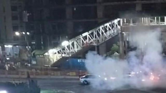 কারওয়ান বাজার মেট্রো স্টেশনের নিচে ককটেল বিস্ফোরণ