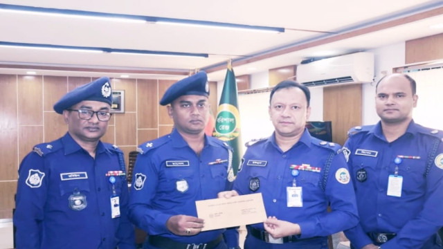 পটুয়াখালী জেলা: শ্রেষ্ঠ এএসআই নির্বাচিত হয়ে সম্মাননা পেলেন মোঃ রাসেল মিয়া, এএসআই (নিরস্ত্র), কলাপাড়া থানা