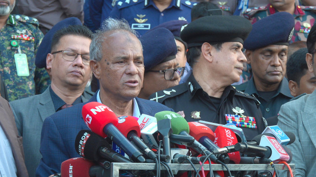 পুলিশের মধ্যে কোনো ভীতি কাজ করছে না: স্বরাষ্ট্র উপদেষ্টা