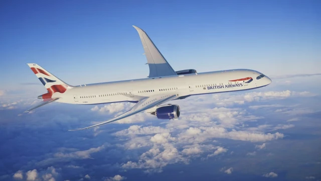 লন্ডন থেকে আসা বিমানে বোমা হামলার হুমকি