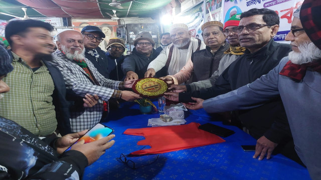 কলাপাড়ায় গ্রাম ডাক্তার কল্যাণ সমিতির কেন্দ্রীয়  সভাপতিকে বিএনপি পরিবারের সংবর্ধনা।