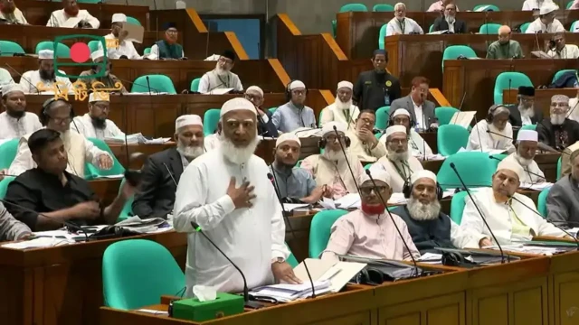 সংসদে আপত্তি সত্ত্বেও বিল পাস, বিরোধী দলের ওয়াকআউট