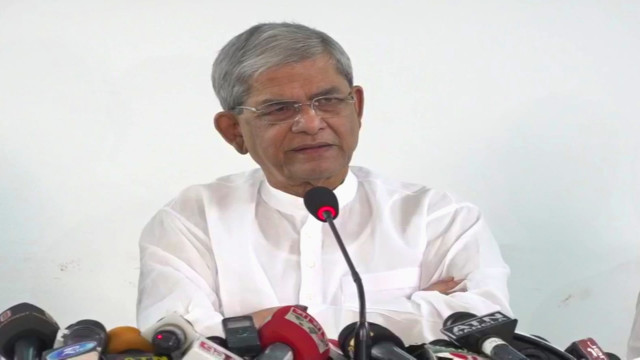 রাস্তা থেকে সরে যেতে নেতাকর্মীদেরকে অনুরোধ ফখরুলের