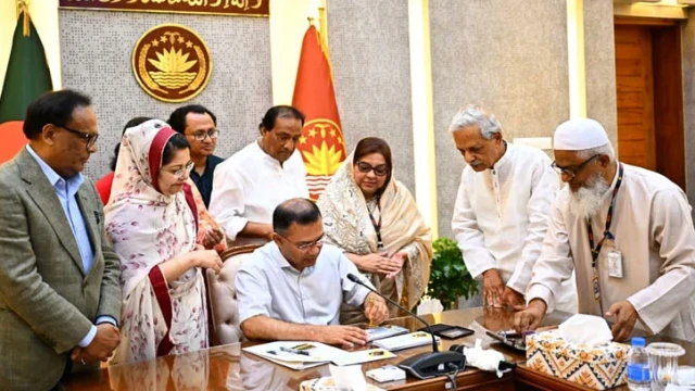 নজরুল বর্ষ উদ্‌যাপন কর্মসূচি উদ্বোধন করলেন প্রধানমন্ত্রী