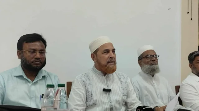 রাবির প্রতি বিভাগে বৃত্তি পাবে দুই শিক্ষার্থী, ক্যাম্পাসে চলবে ৫টি ই-কার