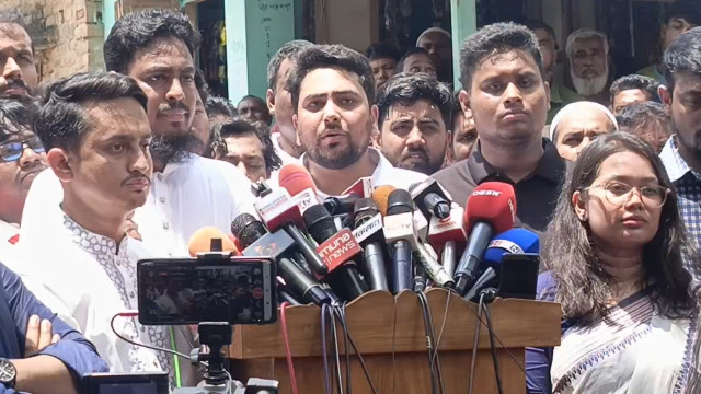 জুলাই ঘোষণাপত্র নিয়ে তালবাহানা শুরু হয়েছে, আদায় করে ছাড়ব: নাহিদ ইসলাম