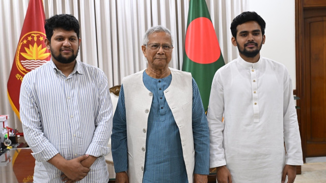 অল্প সময়ে তোমরা যা দিয়েছ, তা জাতি কখনো ভুলবে না: প্রধান উপদেষ্টা